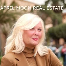 The imaginative dishes at Barton G. Chicago are taking the Instagram game  to another level.