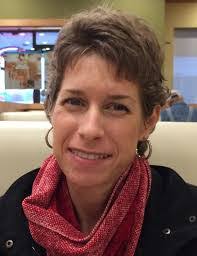 Lynn Mangan's Instagram, Twitter & Facebook