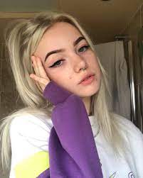 You can save the cute aesthetic relationship photos here. Image May Contain 1 Person Selfie And Closeup Cute Poses For Pictures Girl Photo Poses Bad Girl Aesthetic