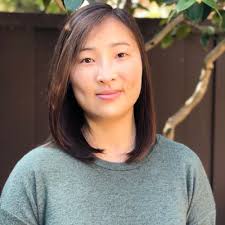 Regina Kim 🇰🇷 (@ReginaKimWrites)