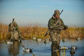 How To Choose The Best Hunting Clothes For Your Trip