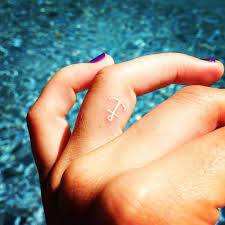 28 Tiny Finger Tattoo Ideas Tattoos Anchor Finger Tattoos Finger Tattoos