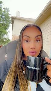 Cece Carson's Instagram, Twitter & Facebook