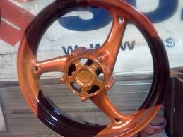 Black And Orange Rims Custom Mixed Orange Powder Coating And Mirror Black On Hayabusa Wheels East Carolina Coating Designs Powdercoating Black Mirror Powder Coating