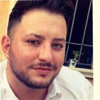 90+ profili “Anthony”