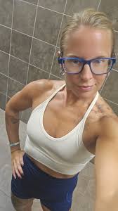 Using gym as therapy for difficulties