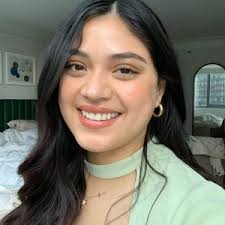 Michelle Cano🦖 (@michellecano20)