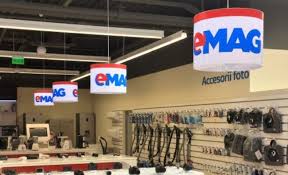 In cadrul unei conferinte de presa, iulian stanciu, ceo emag , a dezvaluit cele mai importante oferte pe care magazinul online le va avea black friday emag 2019 va avea loc la data de 15 noiembrie. Emag A AnunÈ›at Ziua De Black Friday 2019 Capital