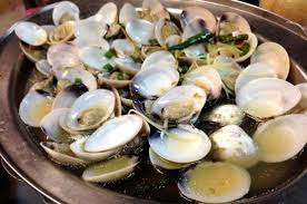 And despite being next to the sea on all sides, seafood in penang isn't always affordable. Steamed Clams Lala Picture Of Coconut Flower Restaurant Klang Tripadvisor