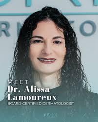 👋 Meet Omar Longoria, PA-C 👋 Omar has been part of the Dermatology &  Laser Center since 2024, bringing compassionate care and dedication to  every patient visit. We're proud to have him