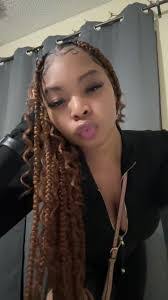 Sarah Smoke's Instagram, Twitter & Facebook