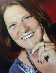 Gail Walker's Instagram, Twitter & Facebook