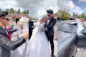 Check spelling or type a new query. Video Baru Umur 18 Tahun Isteri Menangis Suami Hadiahkan Ford Mustang Pada Hari Perkahwinan
