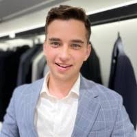 700+ profilů „Yitzy“