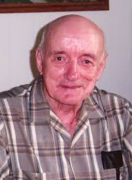 Dean Blom's Instagram, Twitter & Facebook