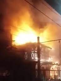 Como se mantém o incêndio no prédio 1 do hospital? Rj Estacao Japeri E Fechada Apos Incendio Em Casarao Historico Anexo 19 07 2020 Uol Noticias
