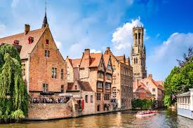 Bruges Fights Back Disneyfication With Overtourism Measures Day Trip From Paris Tourist Spots Day Trips