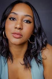 Shirley Hailey's Instagram, Twitter & Facebook