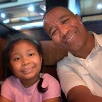 80+ "Thomas Ogle" profiles