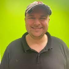 Jeremy Benham's Instagram, Twitter & Facebook