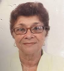 Annette Etienne's Instagram, Twitter & Facebook