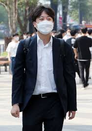 제주곽금초등학교, 제주애월중학교, 제주오현고등학교, 연세대학교 정치외교학과, 경희대학교 평화복지대학원 공공정책학 석사, 제주대학교 대학원 농업경제학 박사 과정을 졸업, 수료하였다. Ahe0ux9uzbksom