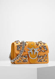 Pin Su Stunning Bags 2018 2019