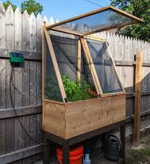 Pin Von Kristen Graf Auf Vegetable Gardens Diy Gartenbau Gewachshausideen Erhohte Beete