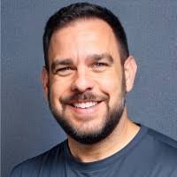 Scott Hardison's Instagram, Twitter & Facebook