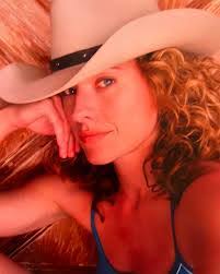 Jerri Benjamin's Instagram, Twitter & Facebook