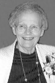 Carrie Cuff's Instagram, Twitter & Facebook