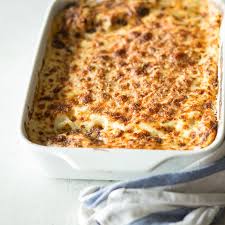 Die Klassische Lasagne Stammt Aus Der Region Emilia Romagna In Norditalien Und Wird Mit Bechamelsauce Bolognese R Rezepte Lasagne Selber Machen Lasagne Rezept