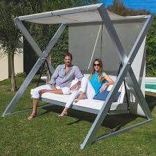 Design Hammock Made Of Anodized Aluminum And Sunbrella Fabric Upholstery Loungemobel Garten Holzbank Garten Ideen
