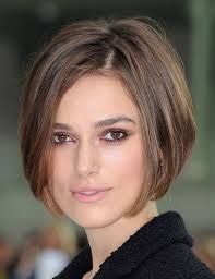 Coupe Carre Court Effile Coiffure Carre Court Cheveux Carre Coupe Cheveux Fins