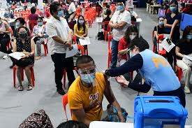 6th floor universal re bldg., 106 paseo de roxas cor. Ph Posts 8 276 Fresh Covid 19 Cases Pushing Total To 1 028 Million Abs Cbn News