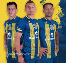 Se quedó con la camiseta récord de cristiano ronaldo. Ilegible Servidor Todo El Mundo Camiseta Rosario Central Under Armour Memorizar Rango Oponerse A