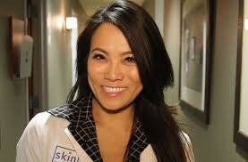 Pimple popper does more than, you know, pop pimples. Dr Pimple Popper Turns Diva Amid Reality Show Fame