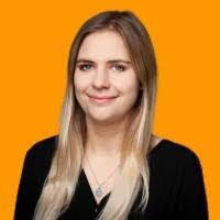 Jennifer Thor's Instagram, Twitter & Facebook