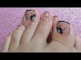 Mano de mujer con las unas pintadas en blanco y negro a cuadros foto de robertprzybysz. 515 Ideas De Unas Pies En 2021 Disenos De Unas Pies Arte De Unas De Pies Unas De Los Pies Bonitas