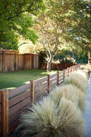 Gartenzaun Selber Bauen Aus Paletten Ausgefallene Diy Ideen Fur Den Gartenzaun Zaun Garten Vorgarten Zaun Ideen Vorgarten Design
