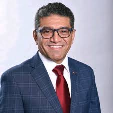 I am thrilled to wish my dear friend, Luz Maria Frias, a very Happy  Birthday!