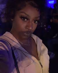 Elle Long (@itsellelong) • Instagram photos and videos