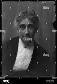 Mary photograph hi-res stock photography and images