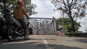 Dinas pekerjaan umum dan penataan ruang dipimpin oleh seorang kepala dinas yang . Jembatan Mojo Penghubung Solo Sukoharjo Ditutup Sementara Per Hari Ini Banyak Pengendara Kecele Tribun Solo