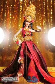 Indonesian central java wedding ceremony. National Costume Dki Jakarta Traditional Outfits Costumes Victorian Dress