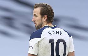 Harry began his professional career at tottenham hotspur, joining the academy in july, 2009, and has since gone on to become one of the best strikers in world. Very Disappointed Inside Story Behind Infamous Photos Of Harry Kane In Arsenal Kit Screen Lately