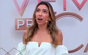She is the daughter of the presenter, businessman and owner of sbt, silvio santos, with the soap opera writer and businesswoman, iris abravanel. Patricia Abravanel Defende Intolerancia A Comunidade Lgbtq E E Detonada Na Web Noticias Da Tv