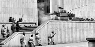 15 de enero, 2020 | por efe/the clinic. Palacio De Justicia De Colombia El Fuego No Se Apaga 30 Anos Despues Havana Times En Espanol