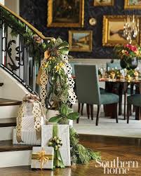 A Southern Home Christmas The Glam Pad Elegant Christmas Decor Christmas Interiors Elegant Christmas