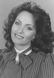 artSMart: DEATH OF MARJORIE BROOKS-MORRIS